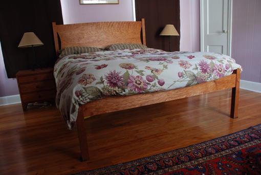 cherry queen-sized shaker bed