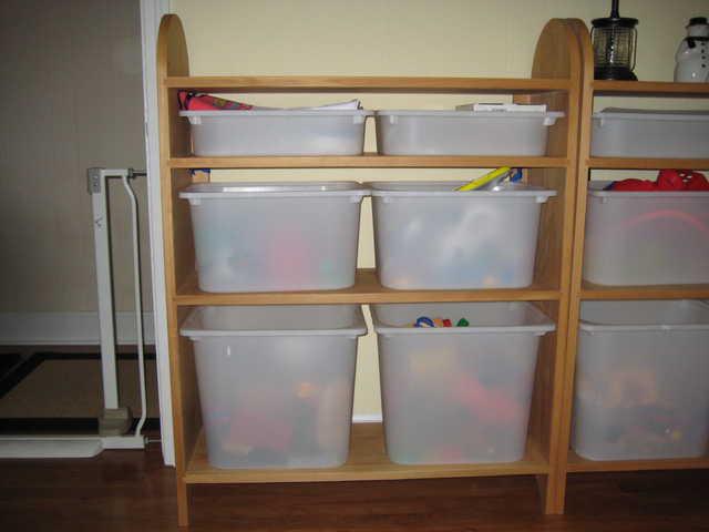 shaker toy shelves front